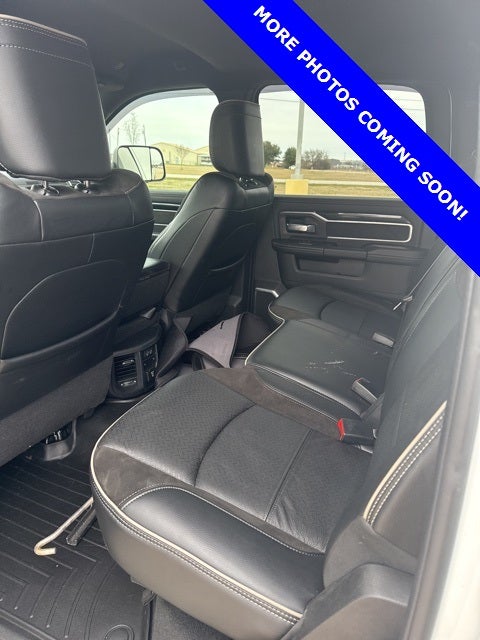 2022 RAM 3500 Laramie Crew Cab 4x4 6'4' Box