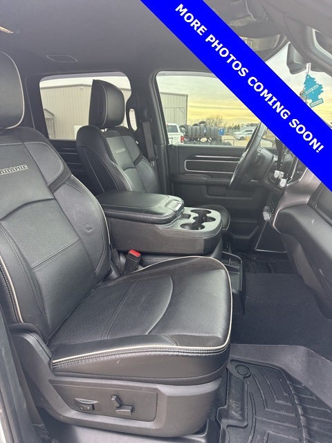 2022 RAM 3500 Laramie Crew Cab 4x4 6'4' Box