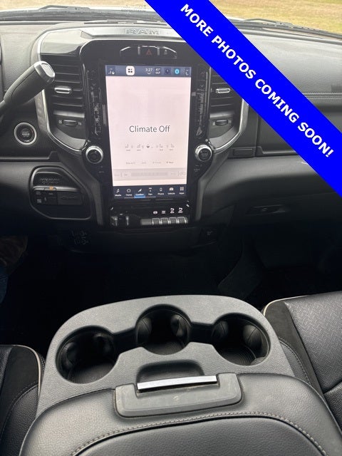 2022 RAM 3500 Laramie Crew Cab 4x4 6'4' Box