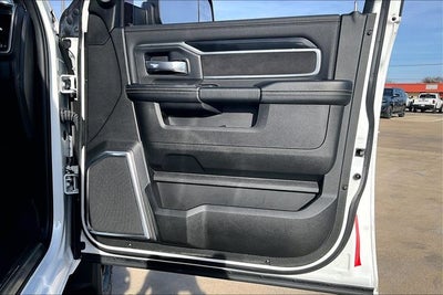 2022 RAM 3500 Laramie Crew Cab 4x4 6'4' Box