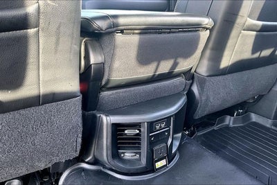 2022 RAM 3500 Laramie Crew Cab 4x4 6'4' Box