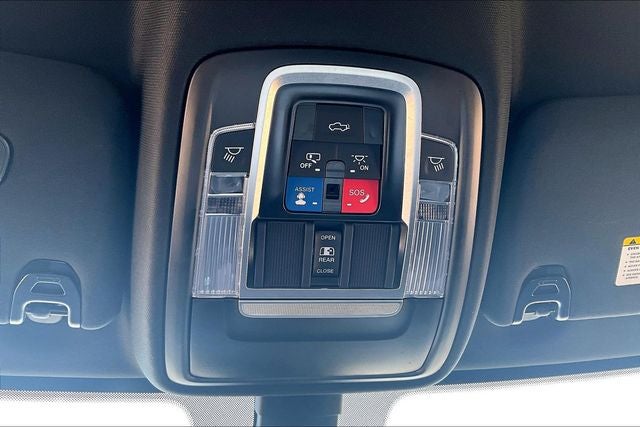 2022 RAM 3500 Laramie Crew Cab 4x4 6'4' Box