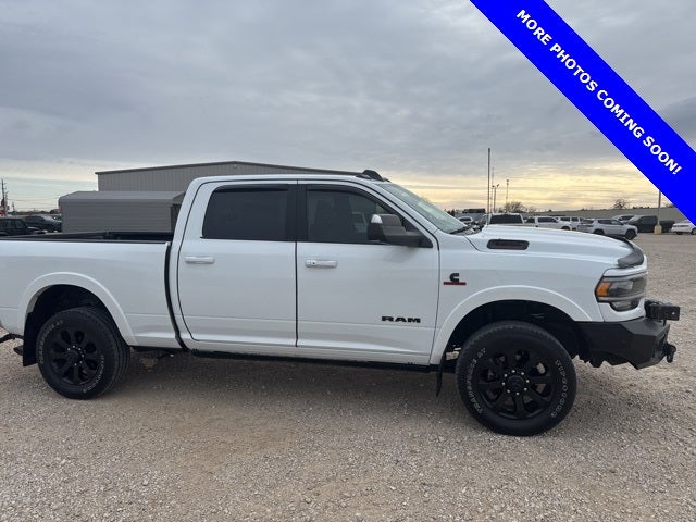2022 RAM 3500 Laramie Crew Cab 4x4 6'4' Box
