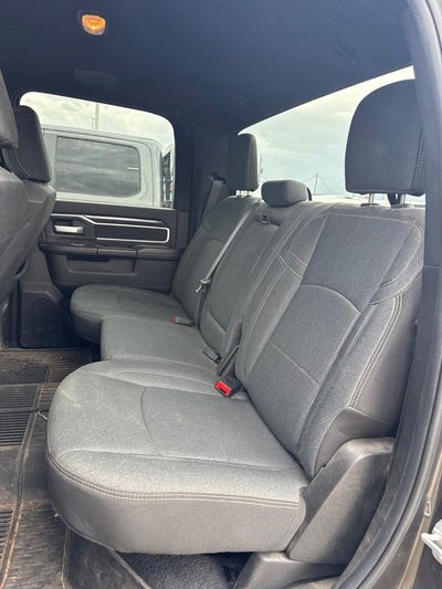 2024 RAM 3500 Big Horn Crew Cab 4x4 8' Box