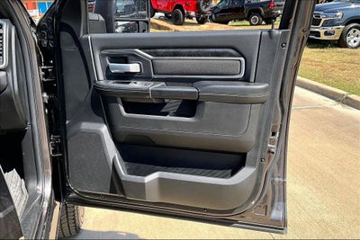 2024 RAM 3500 Big Horn Crew Cab 4x4 8' Box