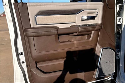 2026 RAM Ram 3500 RAM 3500 LARAMIE CREW CAB 4X4 8' BOX