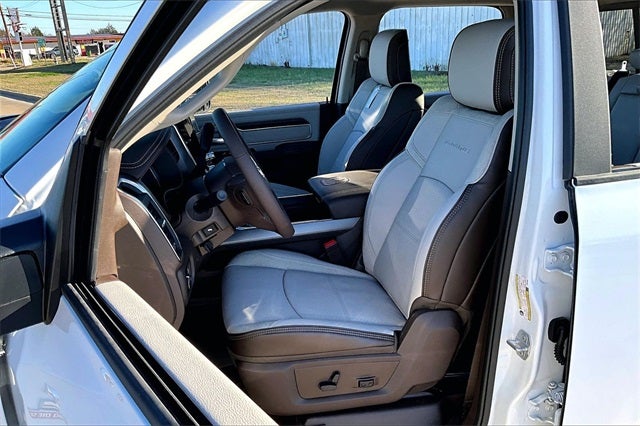 2026 RAM Ram 3500 RAM 3500 LARAMIE CREW CAB 4X4 8' BOX