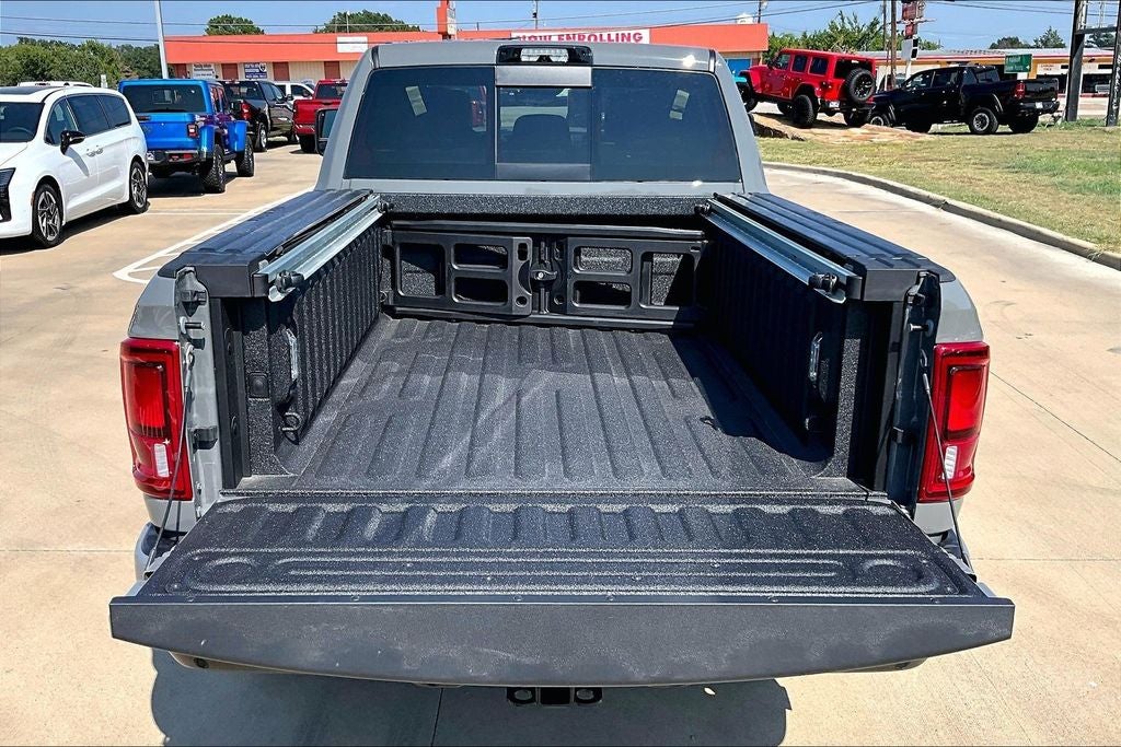 2026 RAM 3500 RAM 3500 LIMITED MEGA CAB 4X4 6'4' BOX