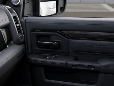 2026 RAM 3500 RAM 3500 LIMITED MEGA CAB 4X4 6'4' BOX