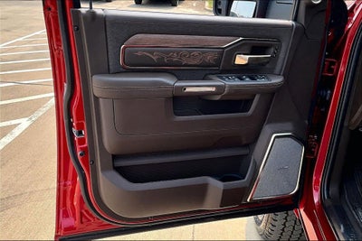 2026 RAM 3500 RAM 3500 LIMITED LONGHORN MEGA CAB 4X4 6'4' BOX