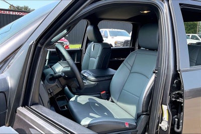 2026 RAM 2500 RAM 2500 TRADESMAN CREW CAB 4X4 6'4' BOX