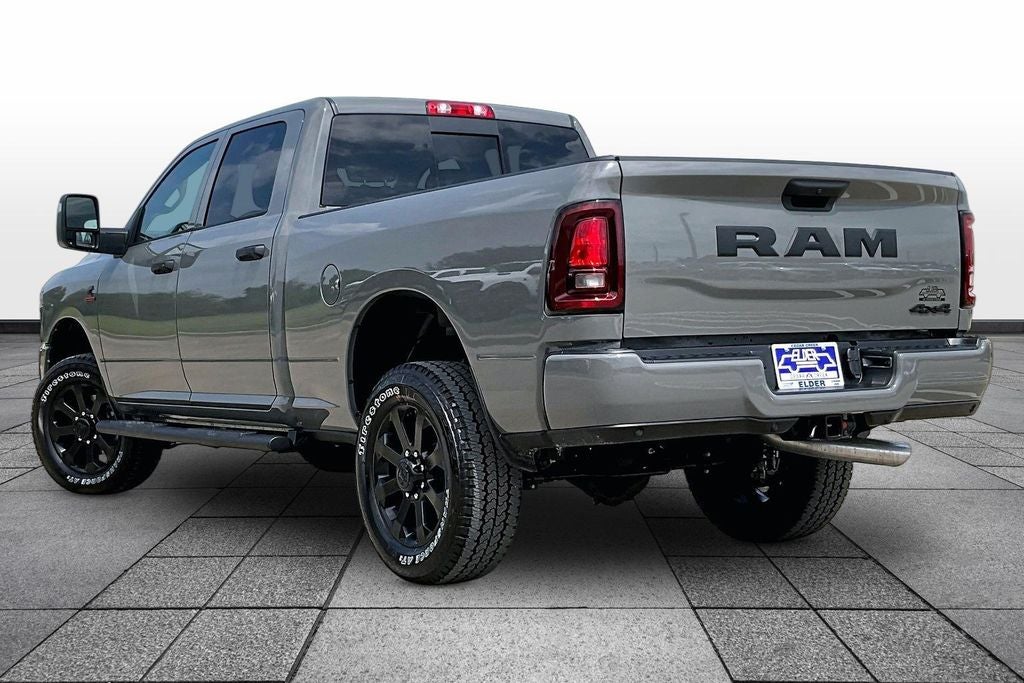 2026 RAM Ram 2500 RAM 2500 BLACK EXPRESS CREW CAB 4X4 6'4' BOX