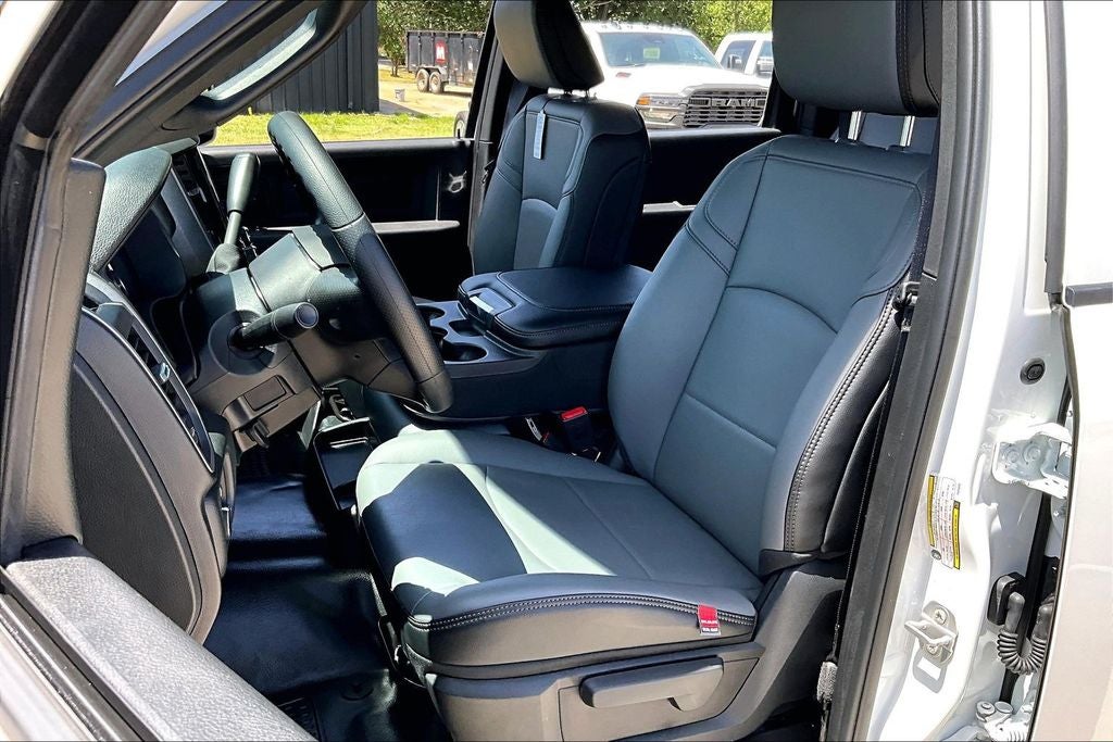 2026 RAM 2500 RAM 2500 TRADESMAN CREW CAB 4X4 6'4' BOX