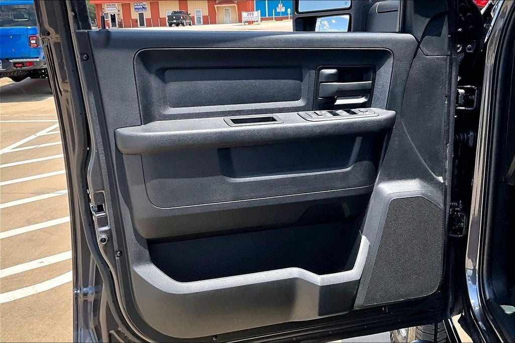 2026 RAM Ram 2500 Tradesman Black Express