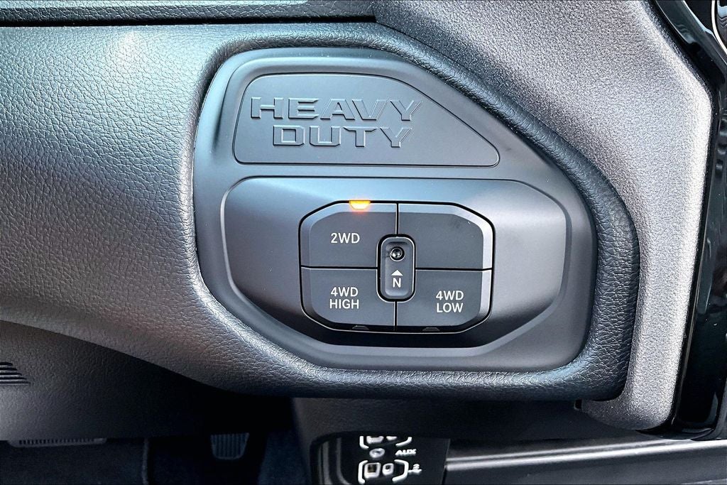 2026 RAM Ram 2500 Tradesman Black Express