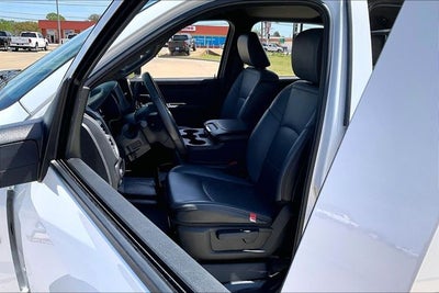 2025 RAM 2500 Tradesman Crew Cab 4x4 6'4' Box