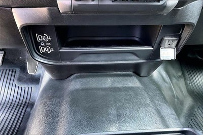 2025 RAM 2500 Tradesman Crew Cab 4x4 6'4' Box