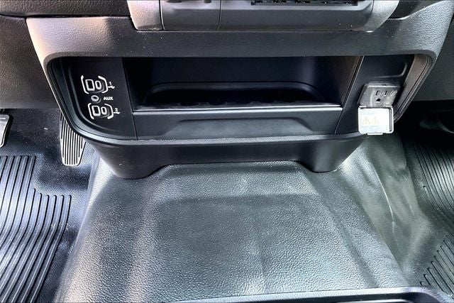 2025 RAM 2500 Tradesman Crew Cab 4x4 6'4' Box