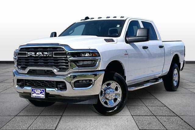 2025 RAM 2500 Tradesman Crew Cab 4x4 6'4' Box