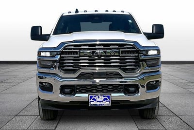 2025 RAM 2500 Tradesman Crew Cab 4x4 6'4' Box