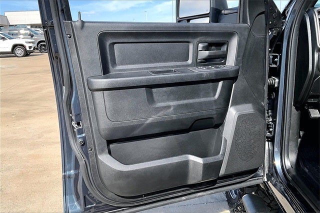 2026 RAM Ram 2500 RAM 2500 WARLOCK CREW CAB 4X4 6'4' BOX