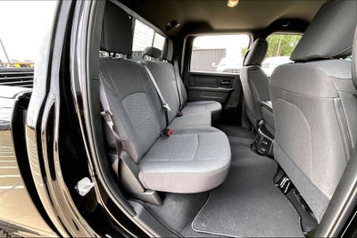 2026 RAM Ram 2500 RAM 2500 BLACK EXPRESS CREW CAB 4X4 6'4' BOX