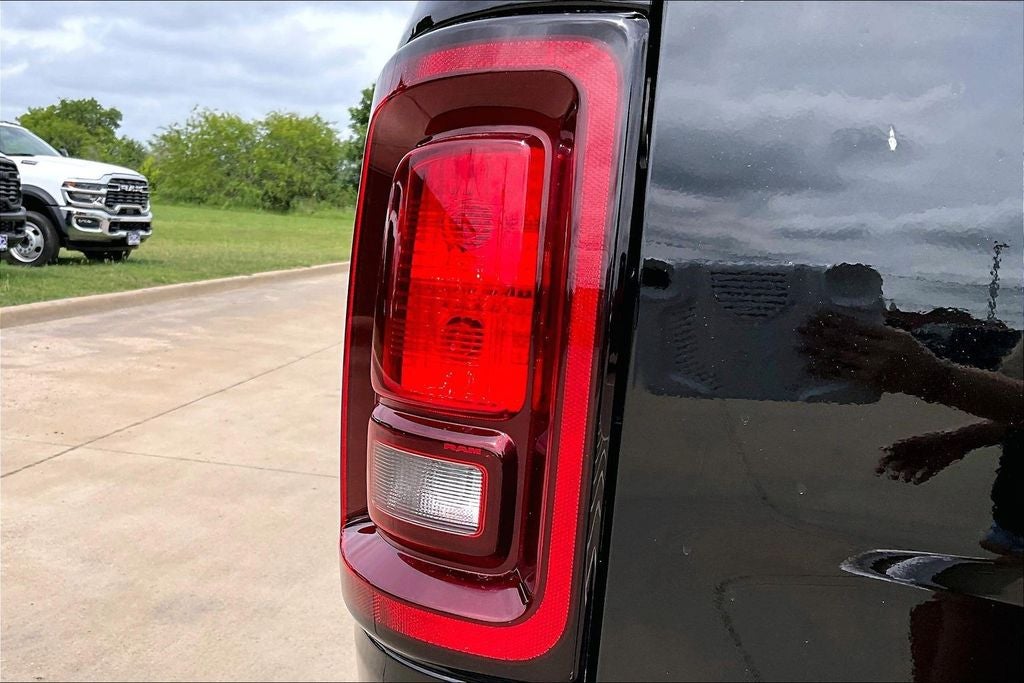 2026 RAM Ram 2500 RAM 2500 BLACK EXPRESS CREW CAB 4X4 6'4' BOX