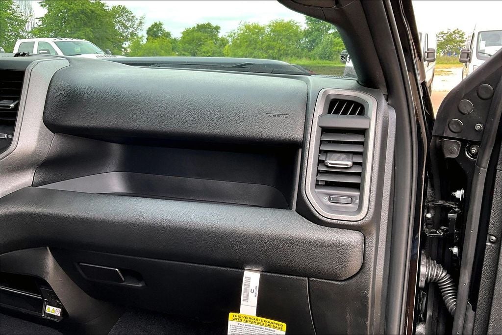 2026 RAM Ram 2500 RAM 2500 BLACK EXPRESS CREW CAB 4X4 6'4' BOX