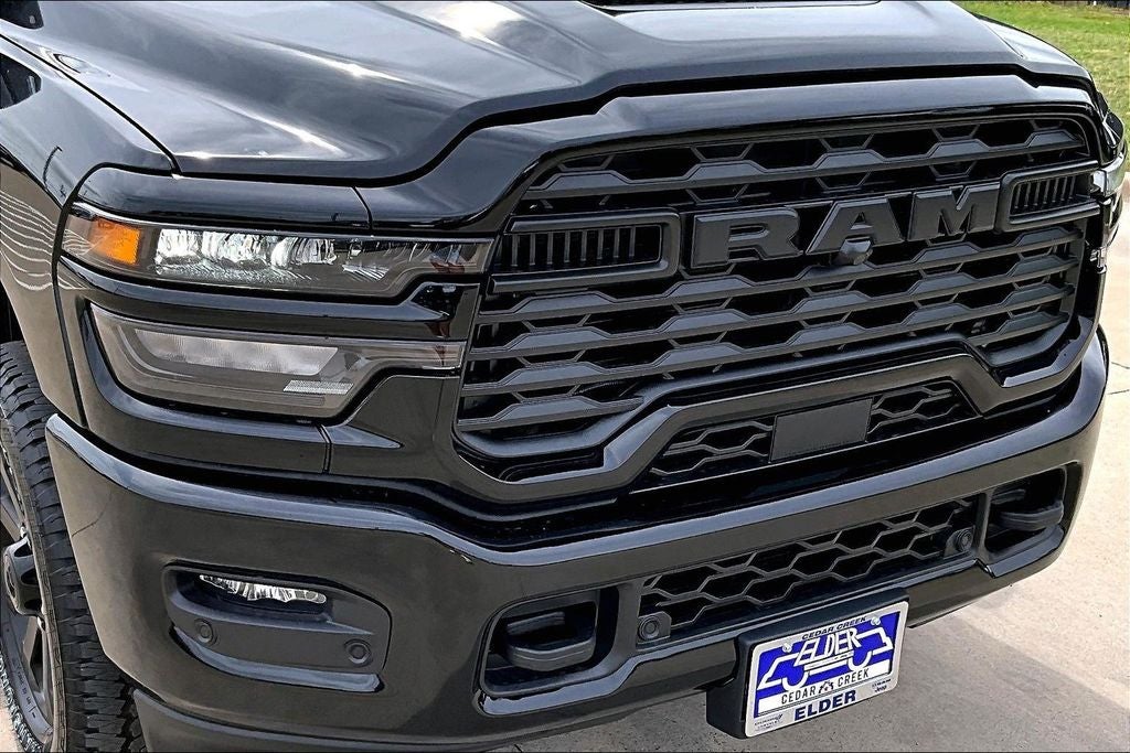 2026 RAM Ram 2500 RAM 2500 BLACK EXPRESS CREW CAB 4X4 6'4' BOX