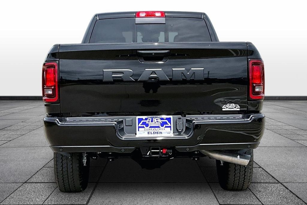 2026 RAM Ram 2500 RAM 2500 BLACK EXPRESS CREW CAB 4X4 6'4' BOX