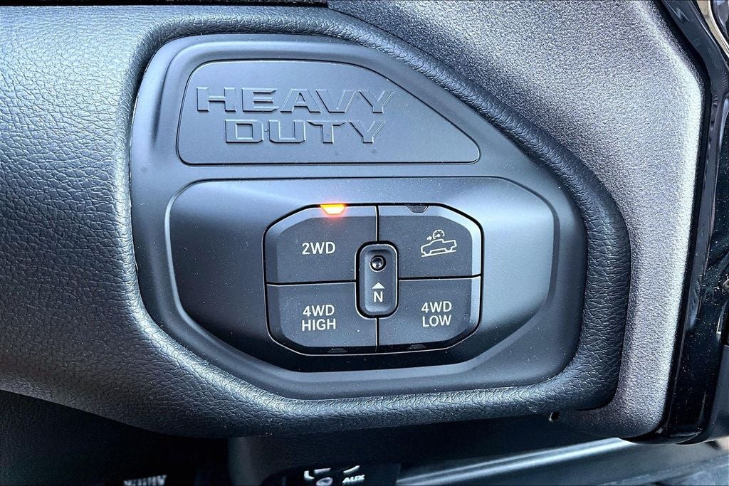 2026 RAM Ram 2500 RAM 2500 WARLOCK CREW CAB 4X4 6'4' BOX