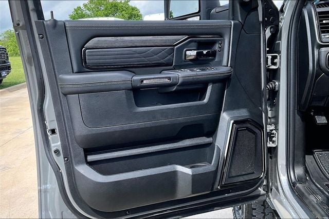 2026 RAM Ram 2500 RAM 2500 LIMITED MEGA CAB 4X4 6'4' BOX