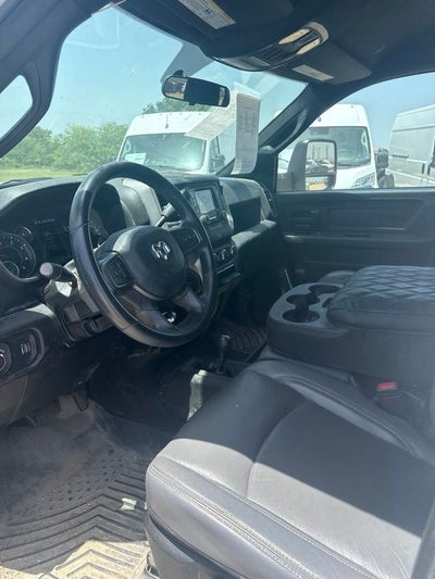 2024 RAM 3500 Tradesman Crew Cab 4x4 8' Box