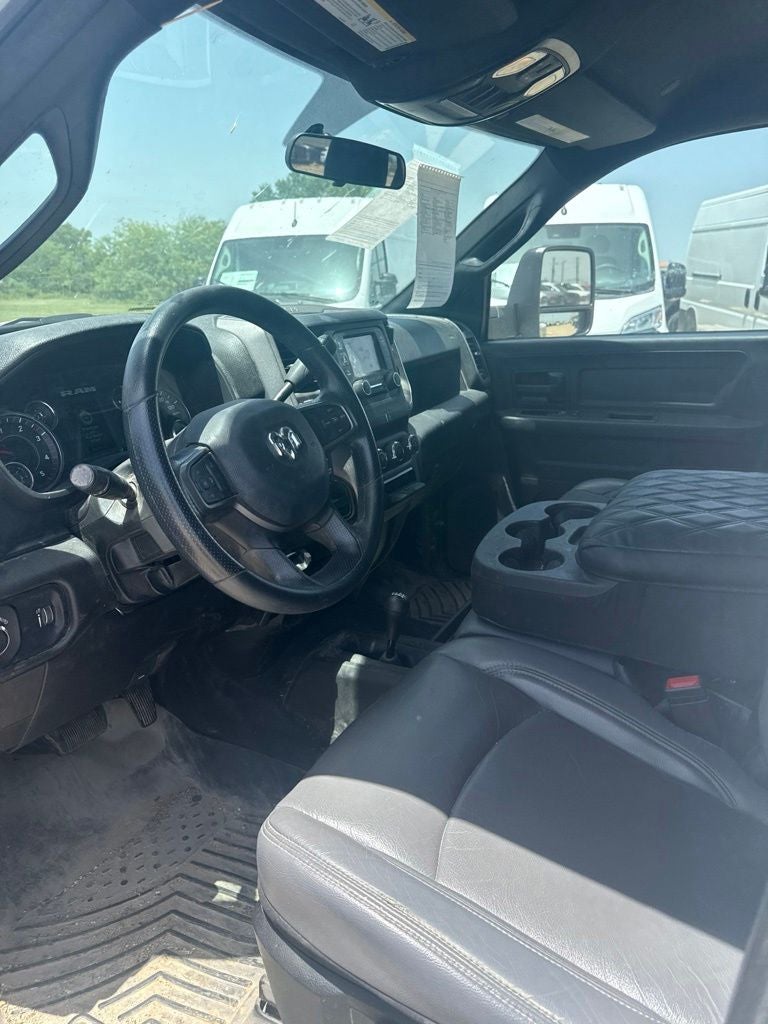 2024 RAM 3500 Tradesman Crew Cab 4x4 8' Box