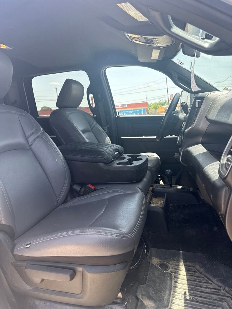 2024 RAM 3500 Tradesman Crew Cab 4x4 8' Box