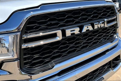 2024 RAM 3500 Tradesman Crew Cab 4x4 8' Box