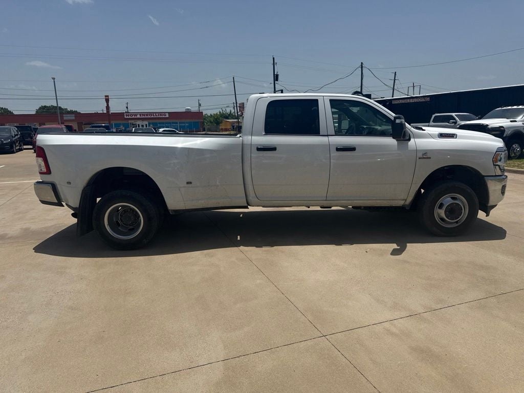 2024 RAM 3500 Tradesman Crew Cab 4x4 8' Box