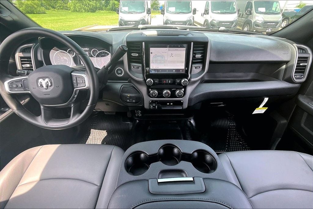 2026 RAM Ram 3500 RAM 3500 TRADESMAN CREW CAB 4X4 8' BOX