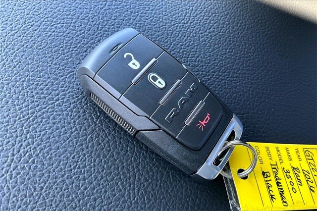 2026 RAM Ram 3500 RAM 3500 TRADESMAN CREW CAB 4X4 8' BOX