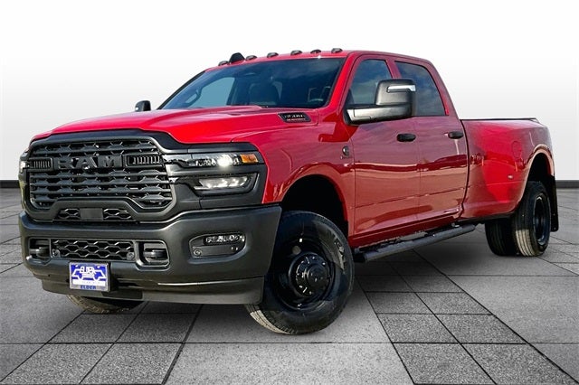 2026 RAM Ram 3500 RAM 3500 TRADESMAN CREW CAB 4X4 8' BOX