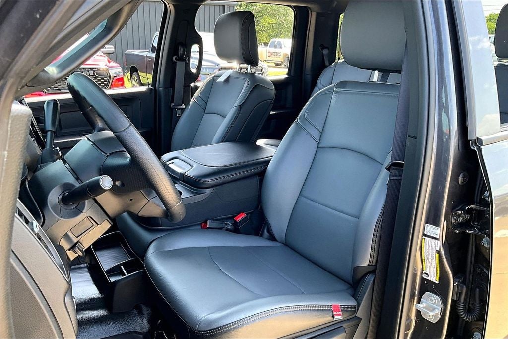 2026 RAM Ram 3500 RAM 3500 TRADESMAN CREW CAB 4X4 8' BOX