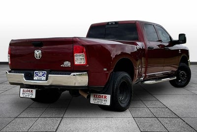 2023 RAM 3500 Tradesman Crew Cab 4x4 8' Box