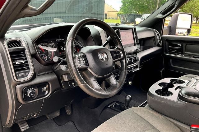 2023 RAM 3500 Tradesman Crew Cab 4x4 8' Box