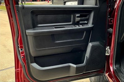 2023 RAM 3500 Tradesman Crew Cab 4x4 8' Box