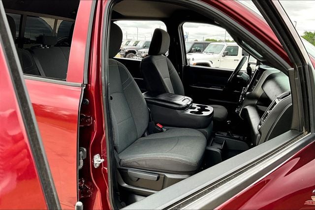 2023 RAM 3500 Tradesman Crew Cab 4x4 8' Box