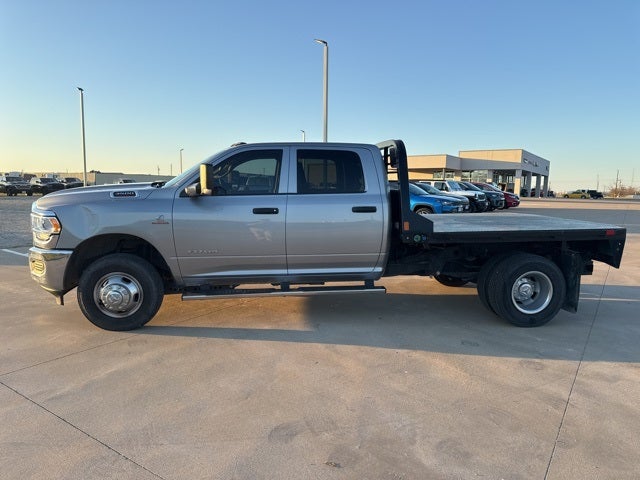 2019 RAM 3500 Tradesman Crew Cab 4x4 8' Box