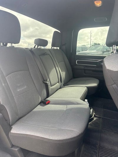 2024 RAM 3500 Big Horn Crew Cab 4x4 8' Box