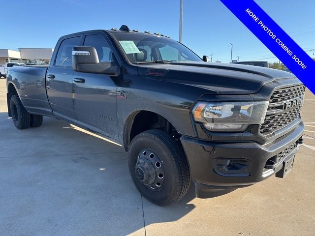 2024 RAM 3500 Lone Star Crew Cab 4x4 8' Box
