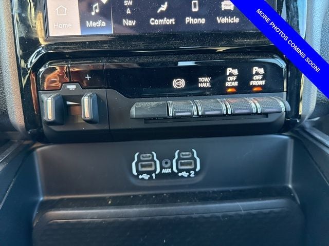 2024 RAM 3500 Lone Star Crew Cab 4x4 8' Box