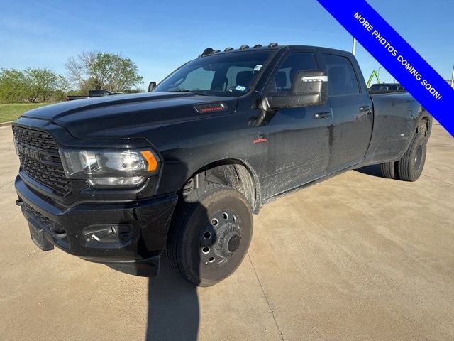2024 RAM 3500 Lone Star Crew Cab 4x4 8' Box